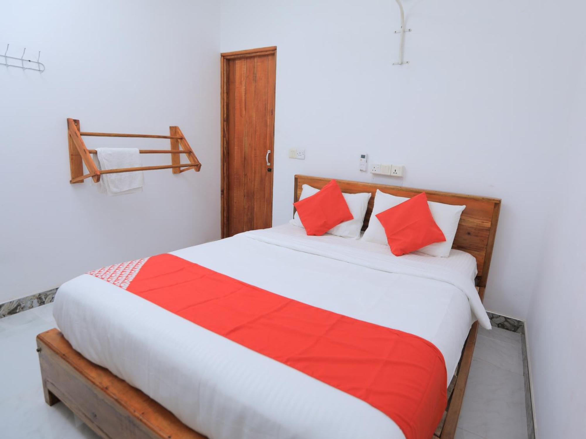 Trinco Star Cabana Trincomalee Room photo